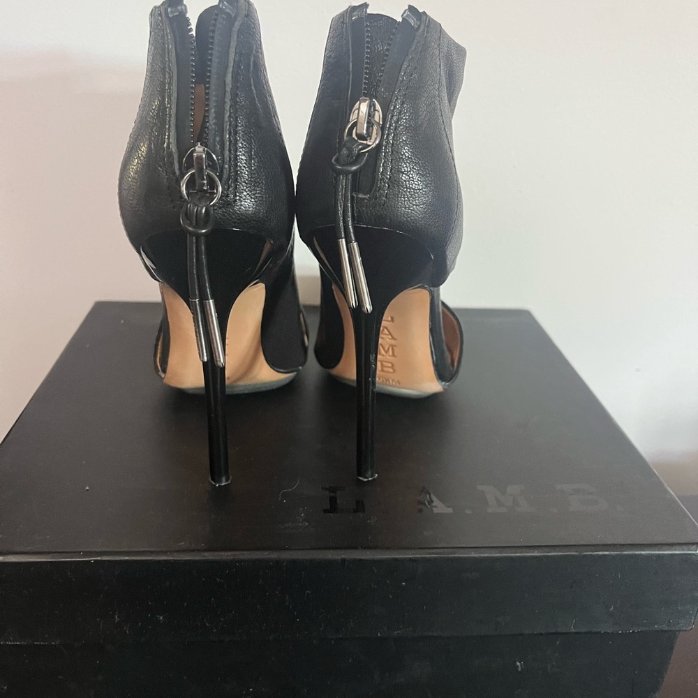 L.A.M.B. Black Stiletto Heels - Picture 4 of 4